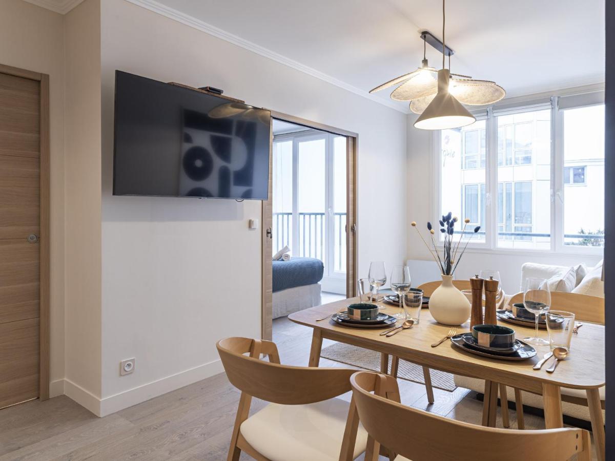 The Blue Suite On Champs Elysees Avenue Paris Luaran gambar
