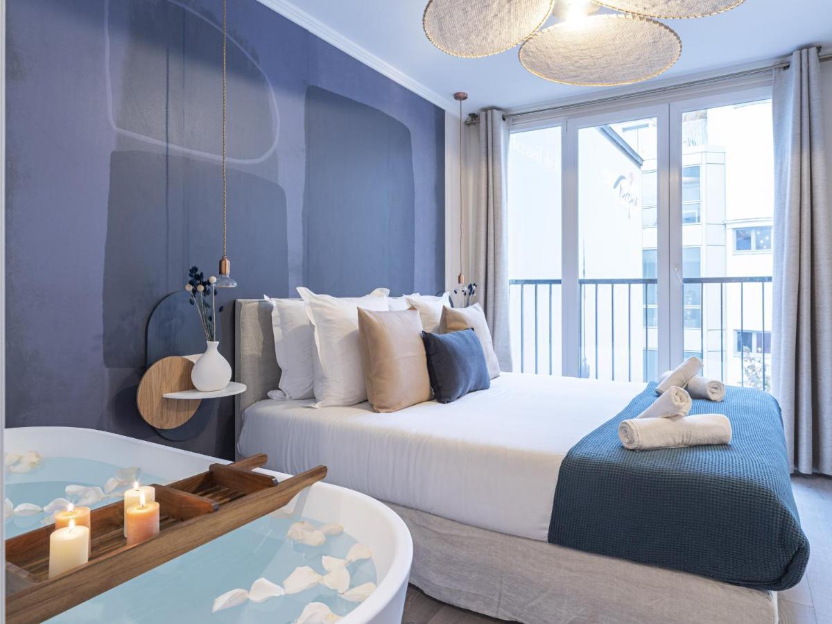 The Blue Suite On Champs Elysees Avenue Paris Luaran gambar