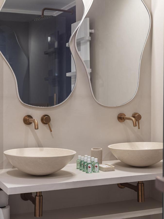 The Blue Suite On Champs Elysees Avenue Paris Luaran gambar