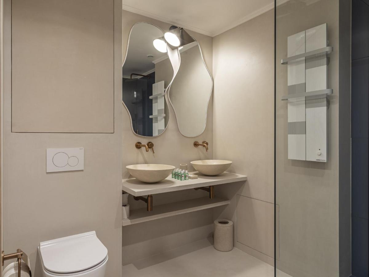 The Blue Suite On Champs Elysees Avenue Paris Luaran gambar